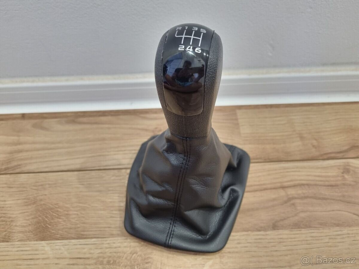 RADICA PAKA RADICKA ŠKODA OCTAVIA 2 ll - 4