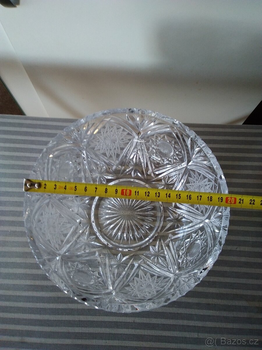 Skleněná broušená mísa. - 4