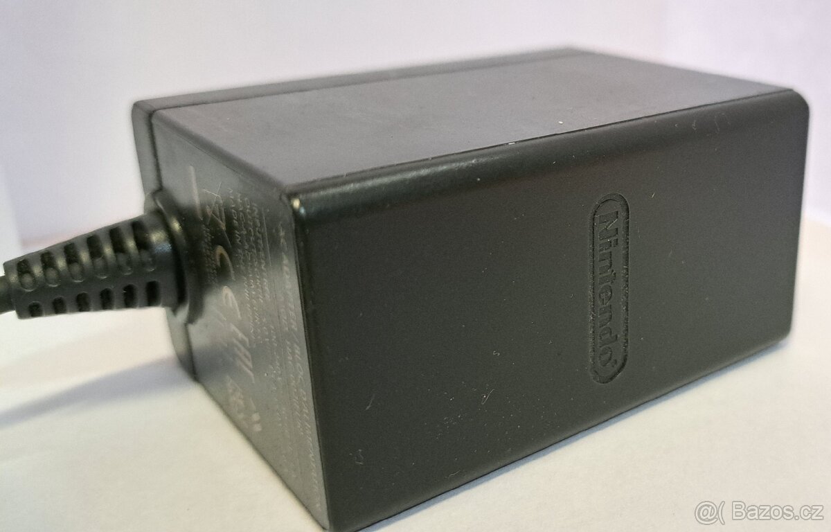 Nabíječka na NINTENDO SWITCH originál - 4