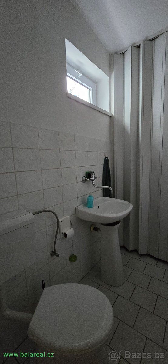 Prodej rodinného domu 8+1 s terasou a zahradou CP 355 m2 , S - 4