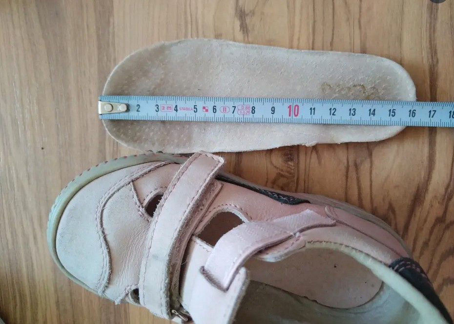 Uzavřené sandály 25 - 4