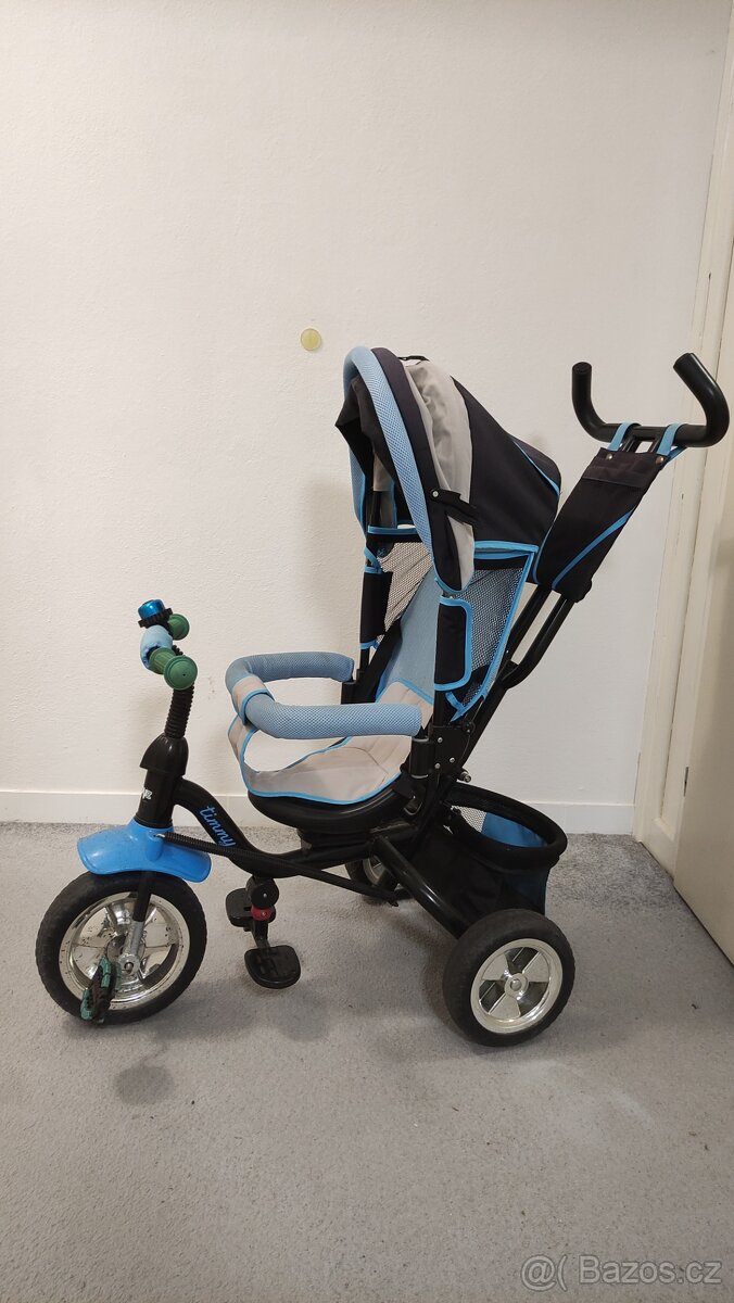 Kočárek s řídítky a šlapadly - 4