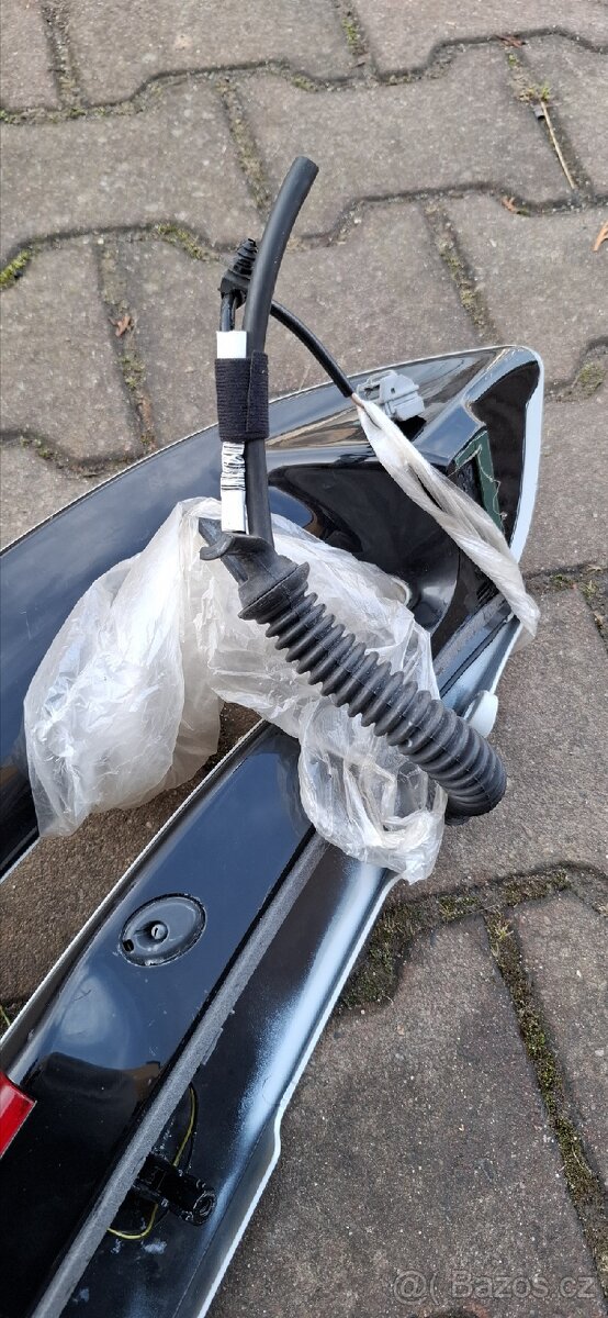 Volvo C30 střešní spoiler - 4