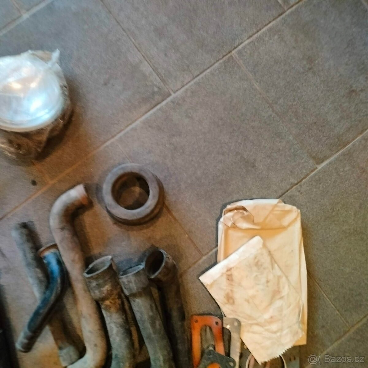 Náhradní díly - 4