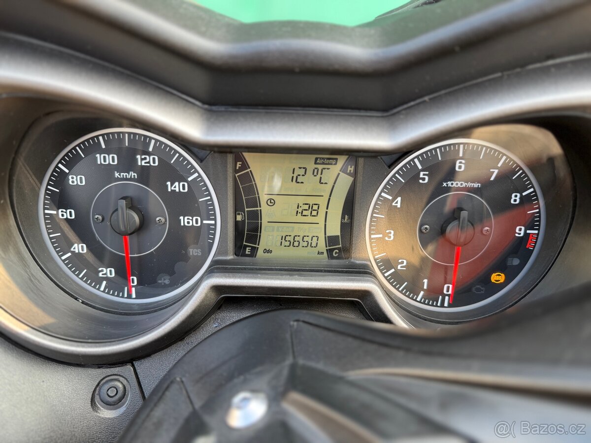 Yamaha X Max 300 - 4