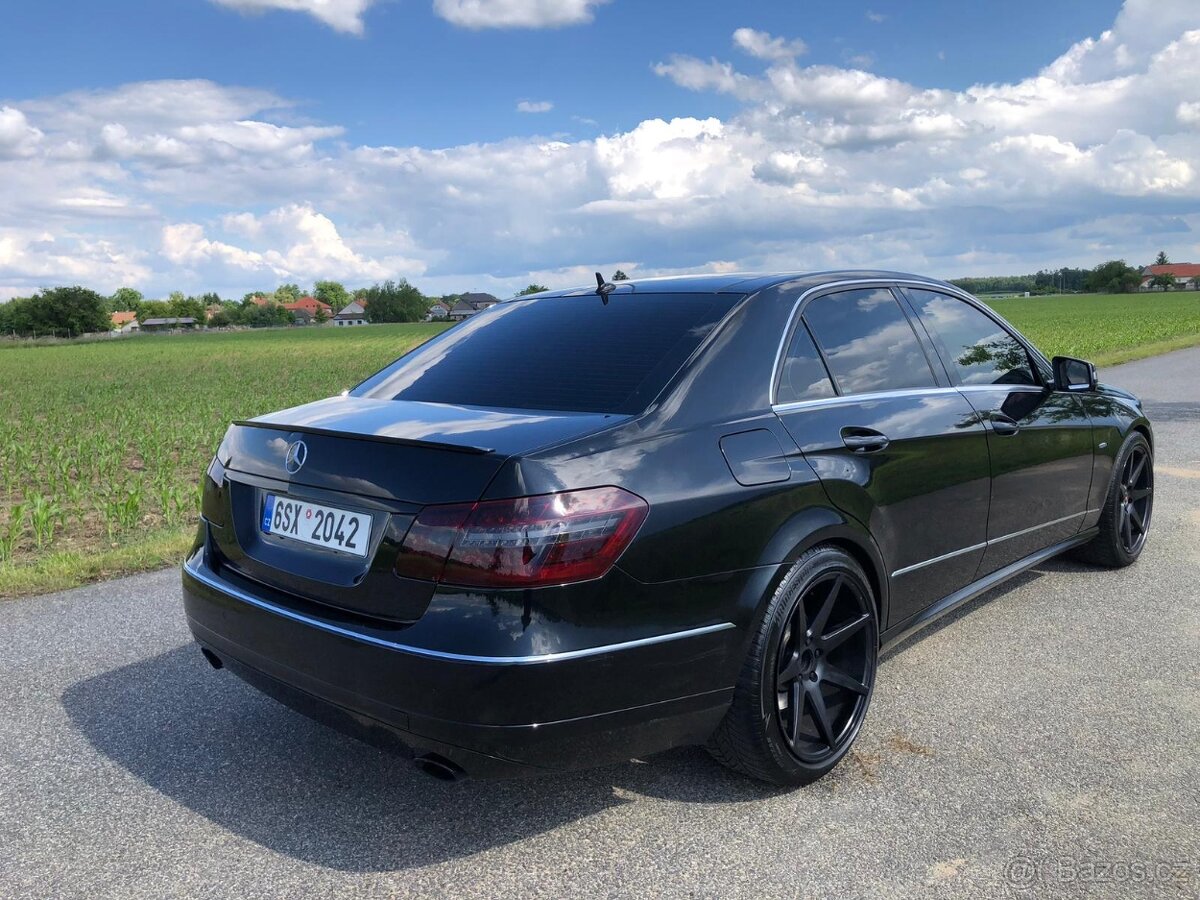 MERCEDES BENZ E350 CDI W212 4MATIC - 4