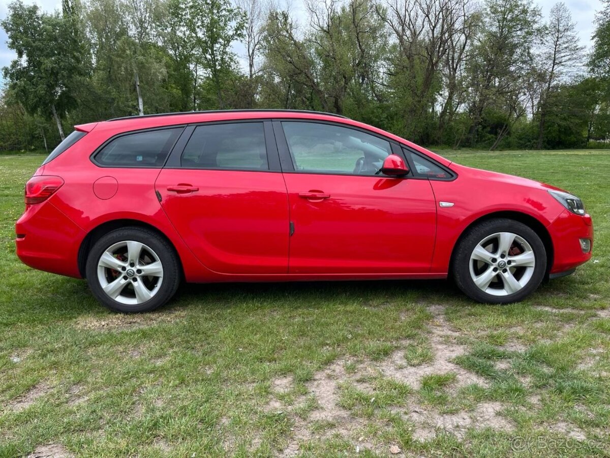 Opel Astra 1.7CDTi - 4