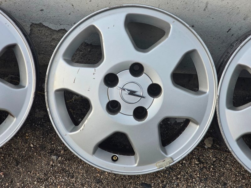 Alu disky Opel 6Jx15 et43 - 4