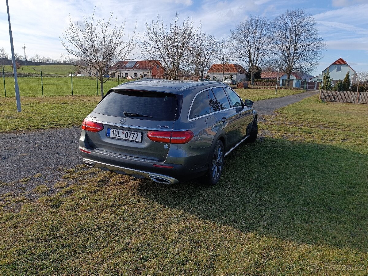 Mercedes E Klasse All-Terrain 4Matic 220d 97500km DPH-odpoče