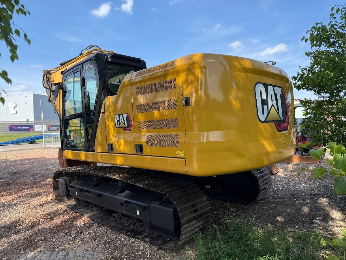 CAT 320 GC - 4
