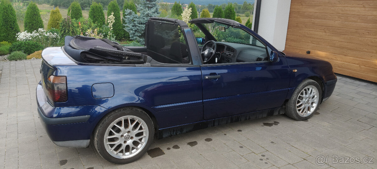 Volkswagen Golf Karman Cabrio 1,8 - 4