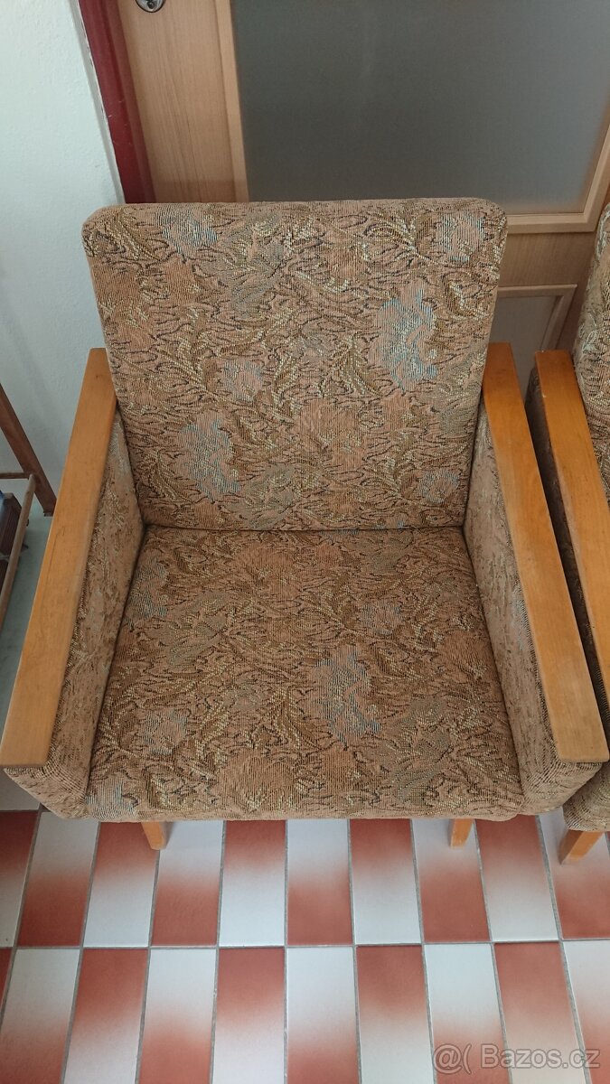 Stará křesla - 4