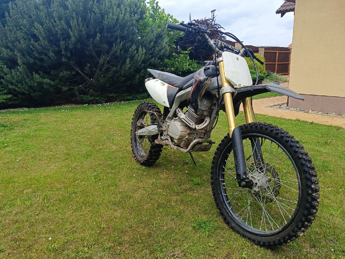 Enduro 250