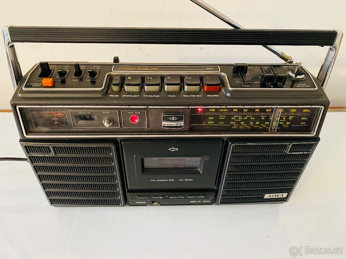 Radiomagnetofon Aiwa TPR-910, 70 léta - 4