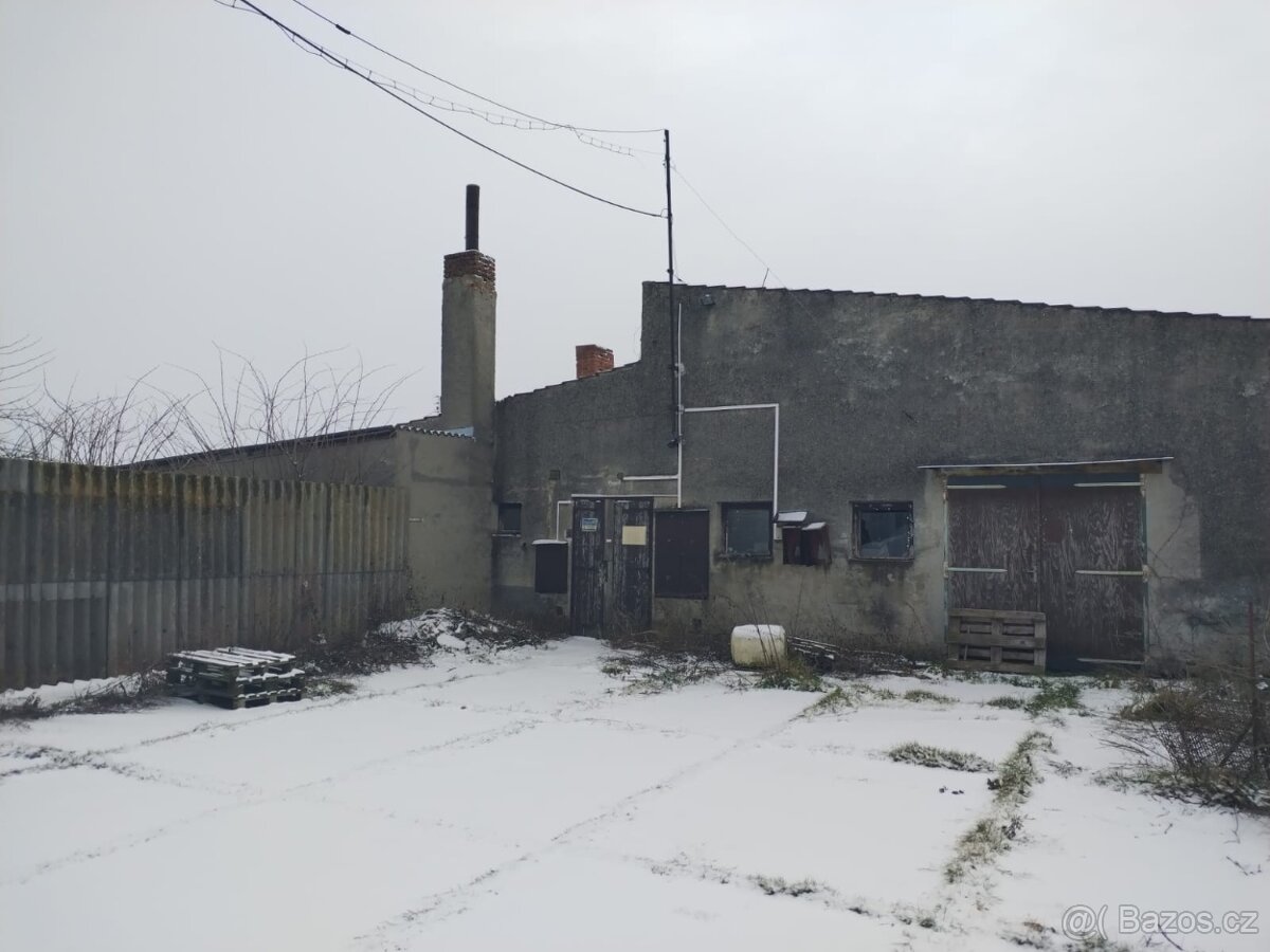 Prodej zemědělského objektu 5600 m² - 4