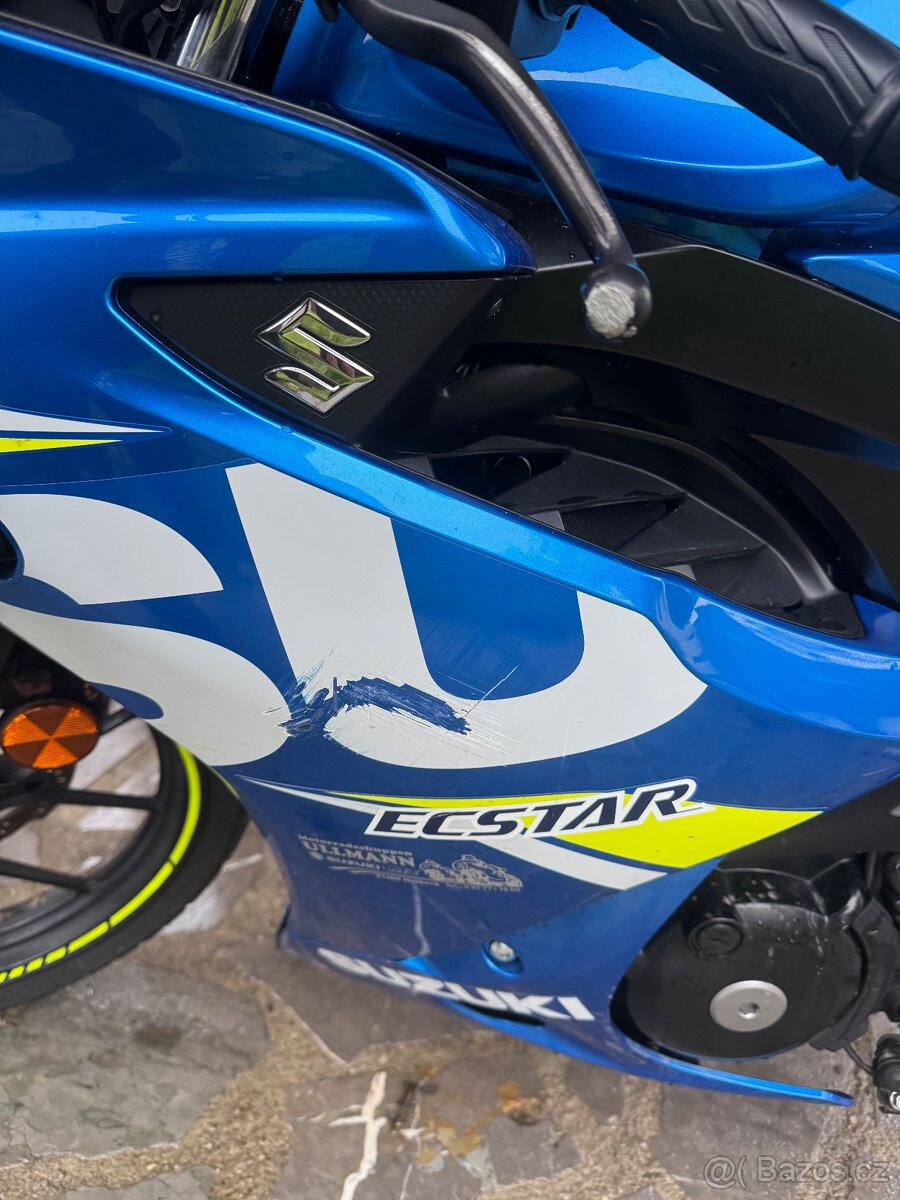 Suzuki GSX-R 125 - 4