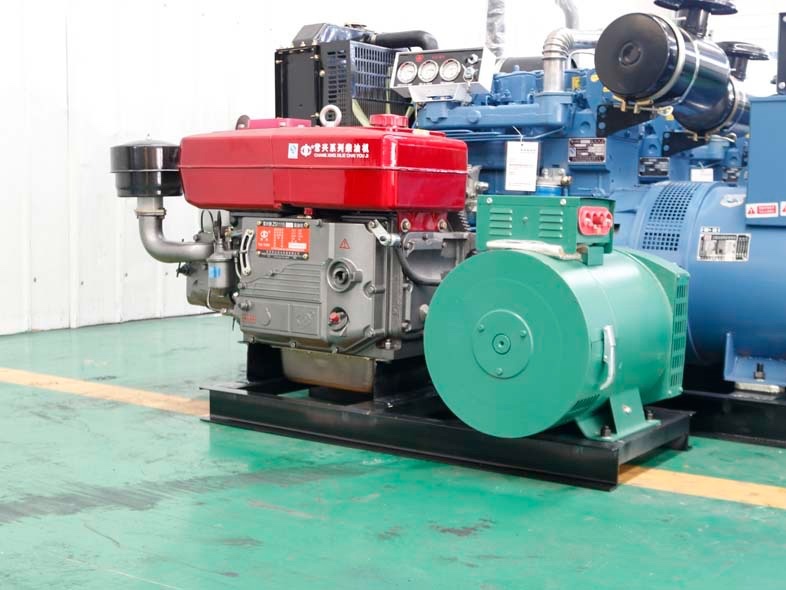 Dieselovy motor 16hp, doprava do CR 90 eur - 4