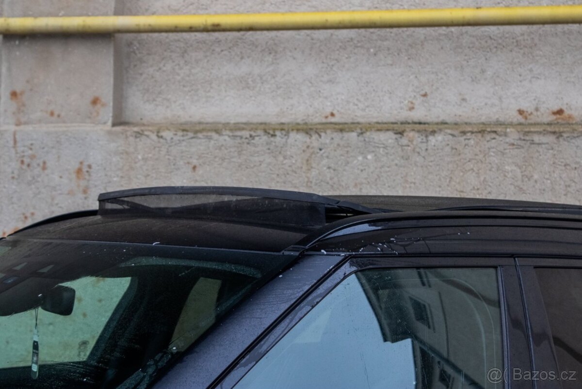 Land Rover Range Rover Velar 2.0D .TD4 R-Dynamic HSE - 4