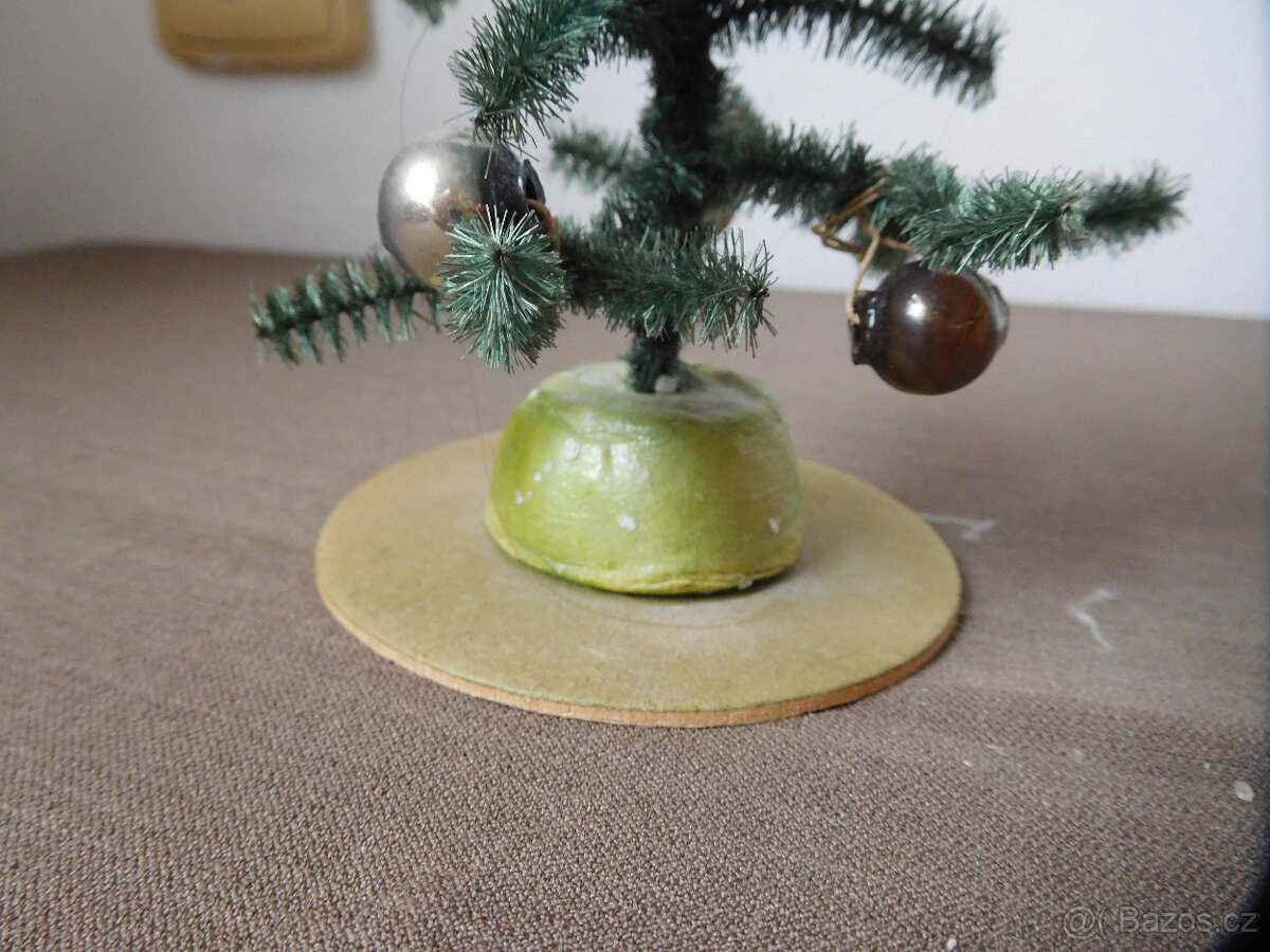 RETRO VÁNOČNÍ STROMEČEK - 4