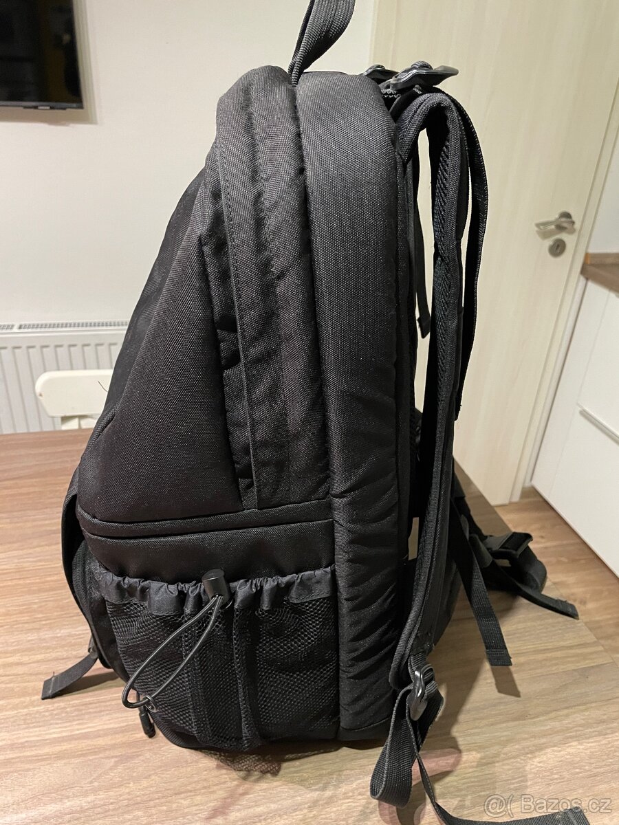 Foto batoh LOWEPRO - 4