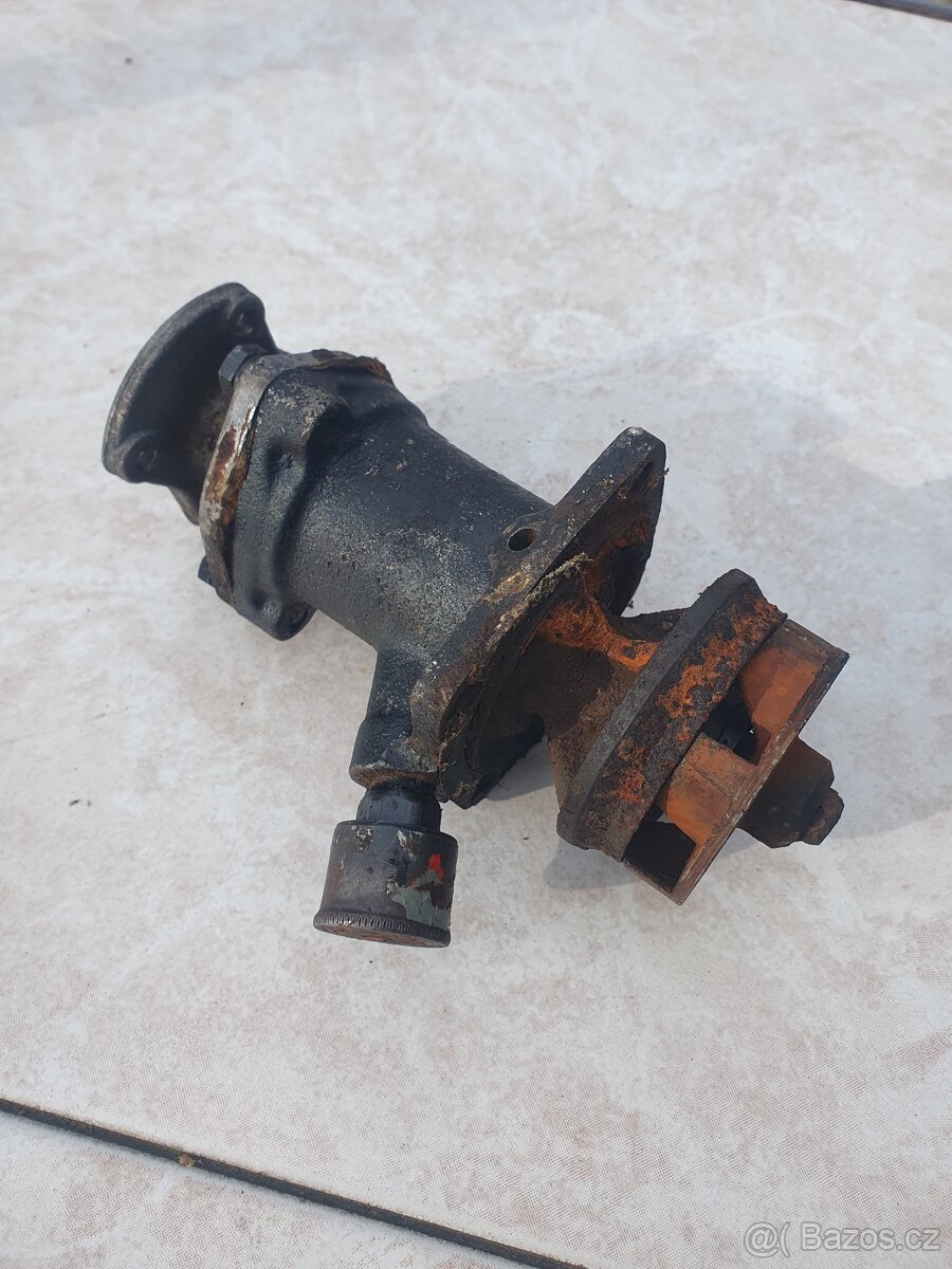 Škoda octavia vodní pumpa - 4