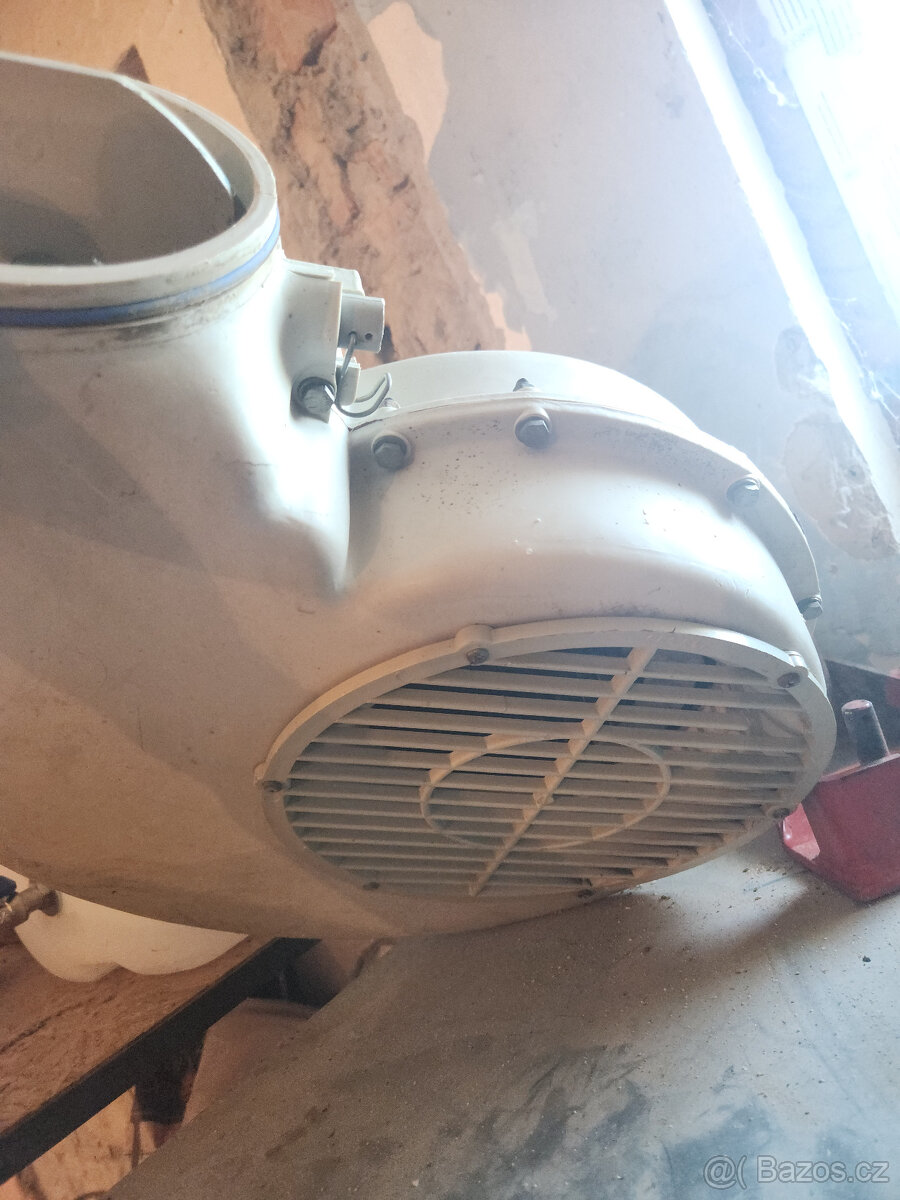 ventilatory na seci stroje - 4