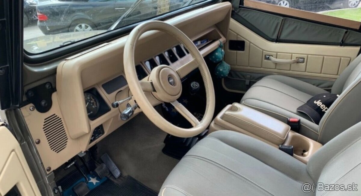 Jeep Wrangler 4.0 Sport Safar