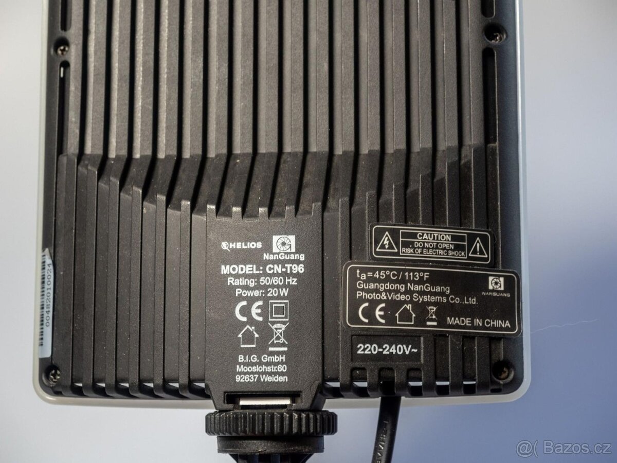 Helios CN-T96, stolní studiové světla - 4