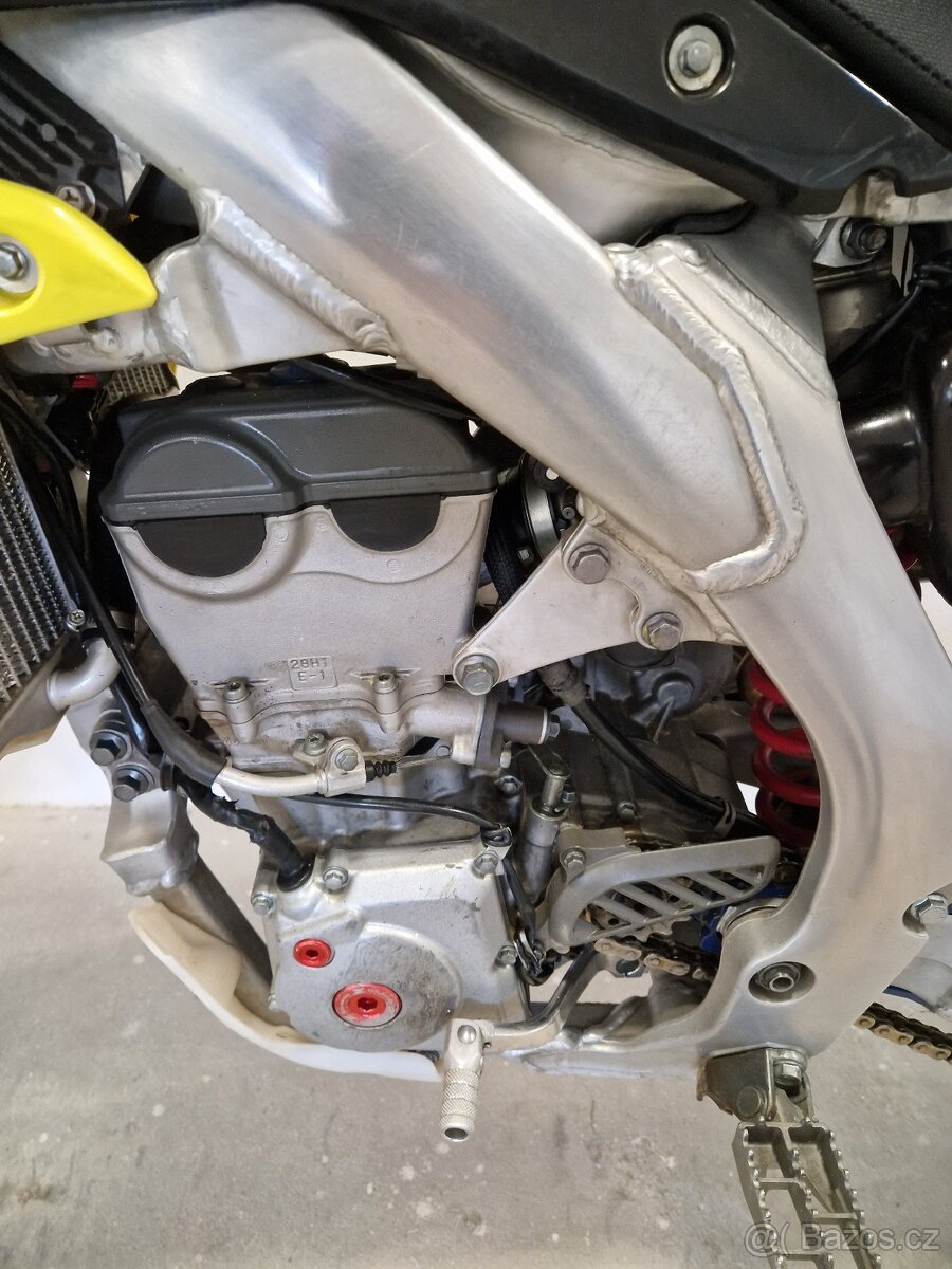 Suzuki RMZ 450 model 2011 - 4