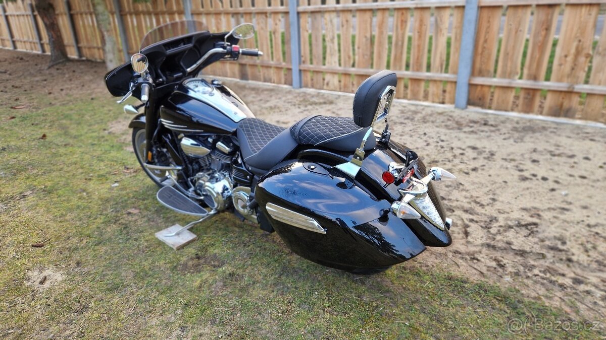 YAMAHA XV 1900 DELUXE 2011 - 4