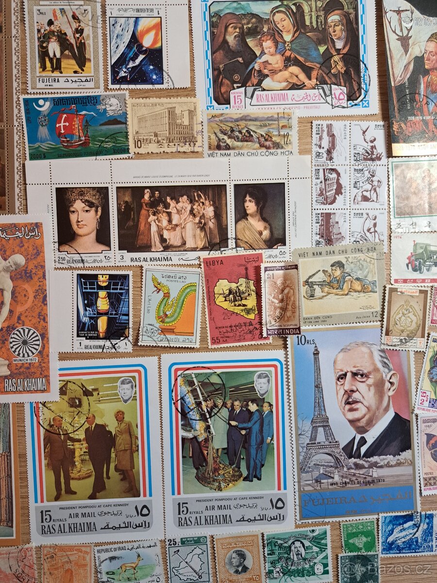 Sbírka známek Asie - 4