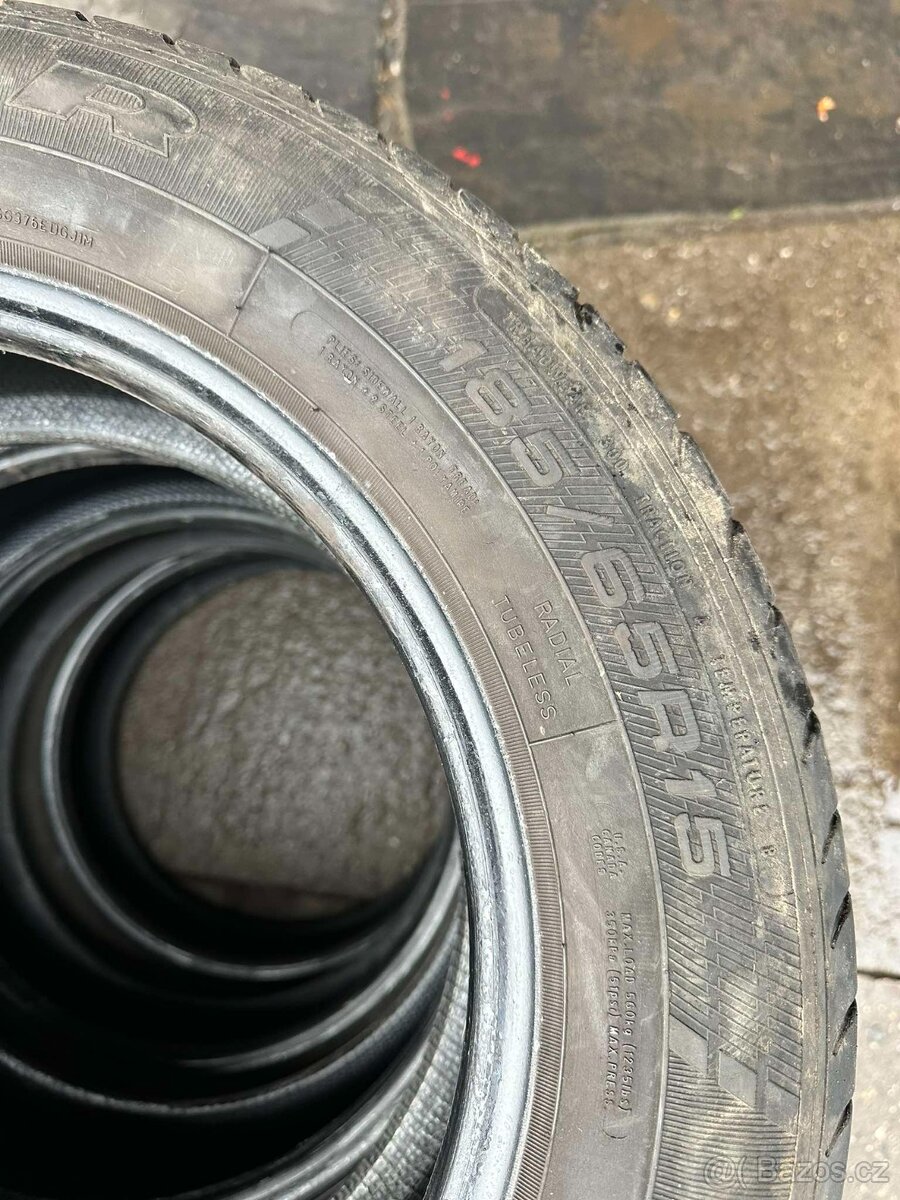 Prodám sadu letních pneumatik GoodYear - 4