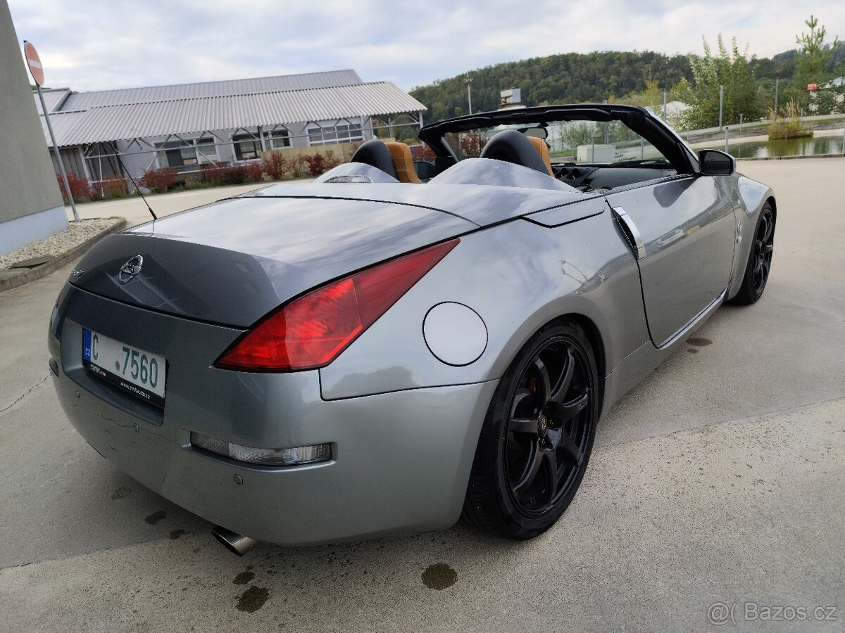 Nissan 350z roadster - 4