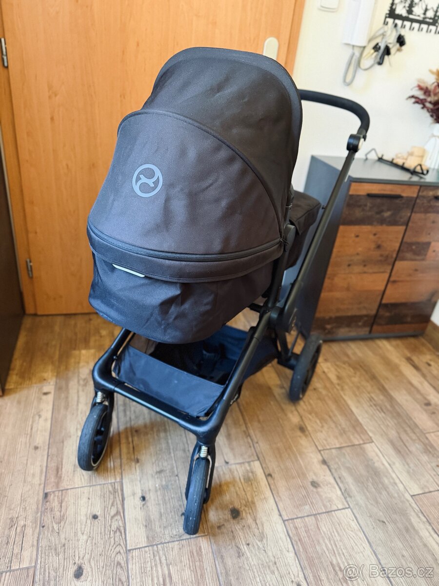 Kočárek Cybex EOS basic 2v1 moon black - 4