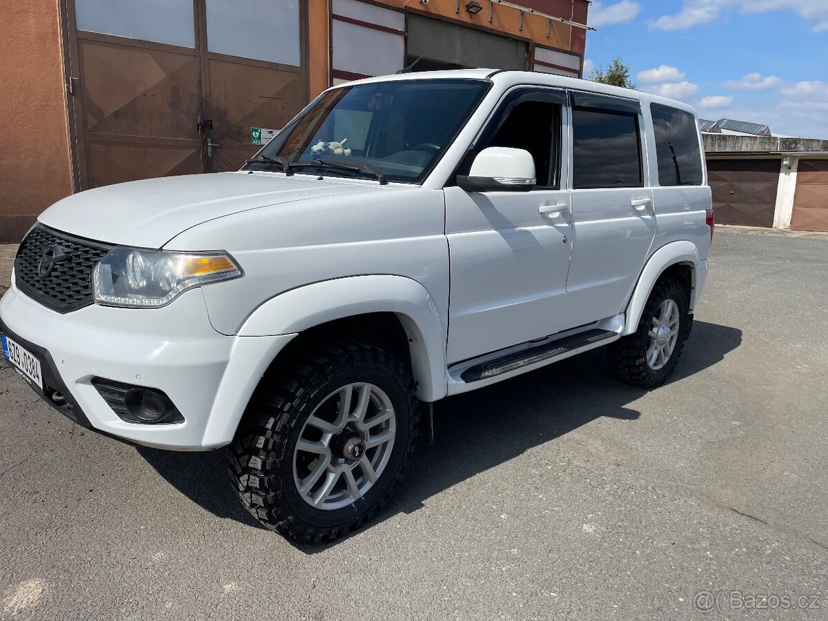 UAZ Patriot 2.7 benzin
