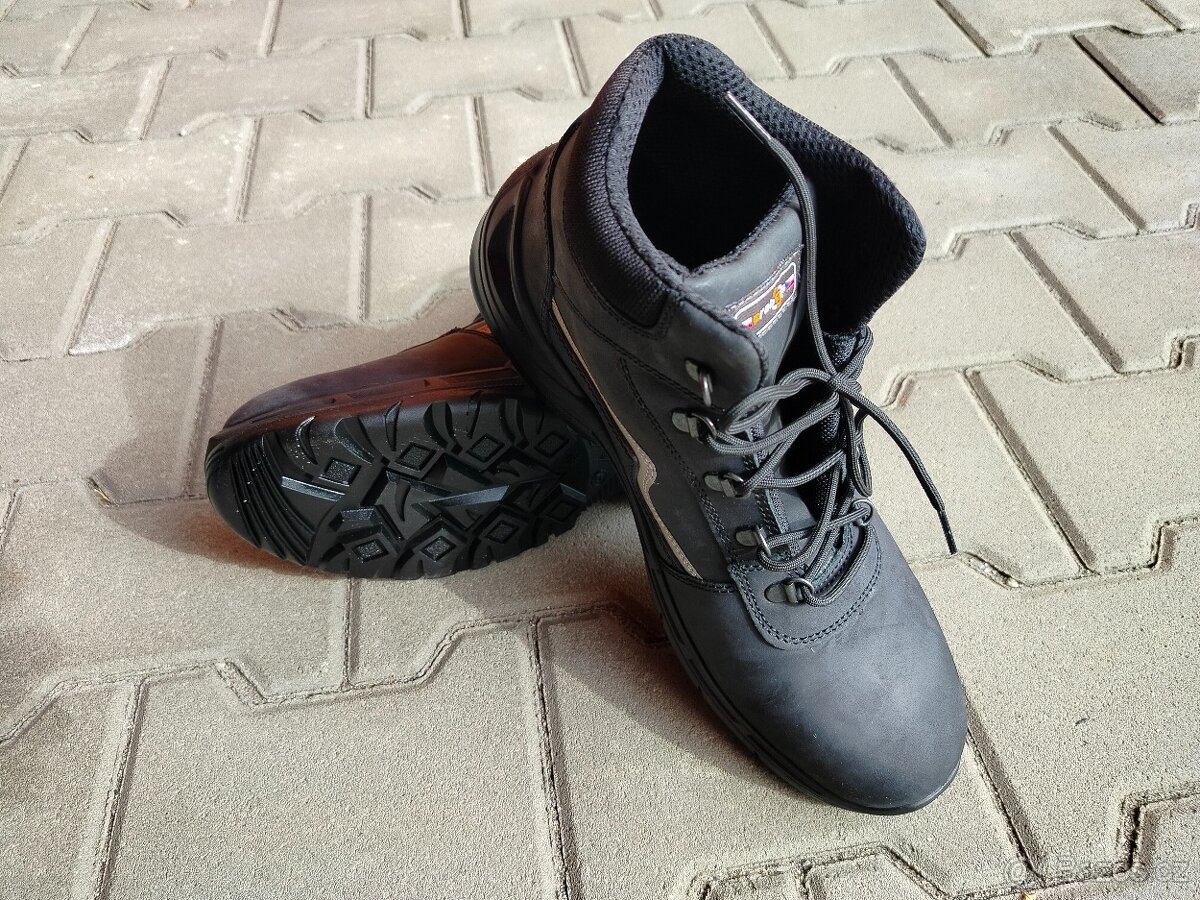 Kotníkové boty velikost: 47 - 4