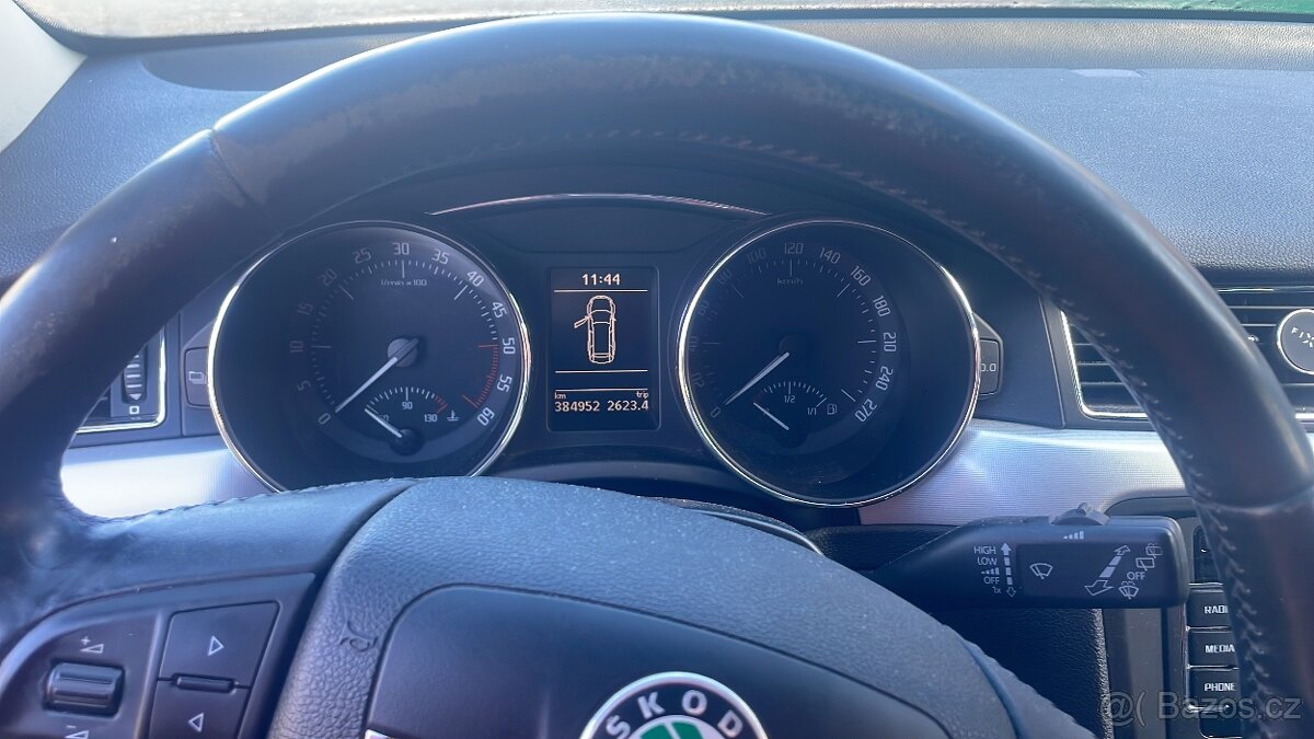 Škoda Superb kombi 2.0 125kW - 4