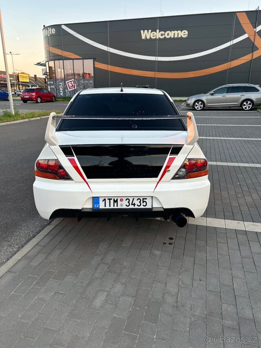 Mitsubishi lancer Evo IX MR - 4
