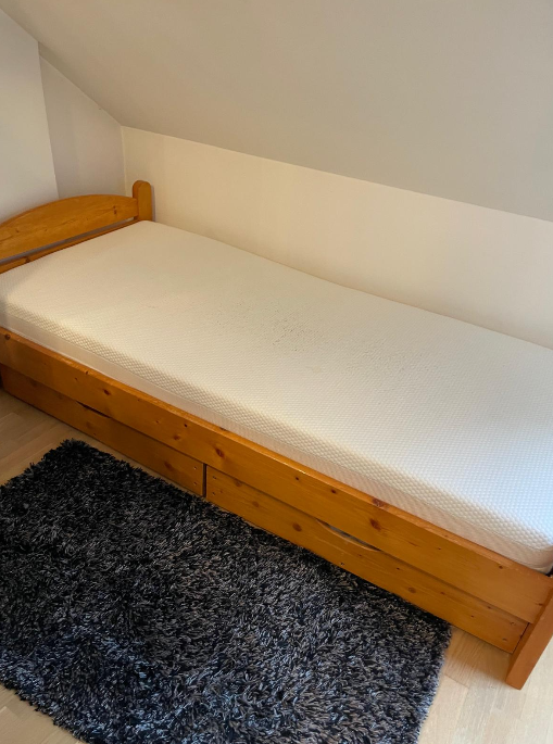 Dřevěná postel Gazel - 4