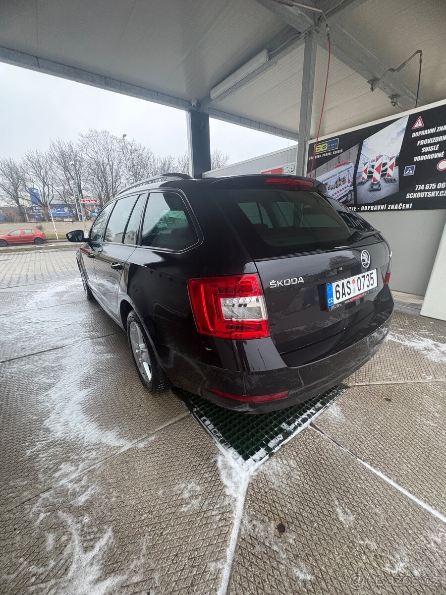Škoda Octavia 1.6 TDi 85kw - 4