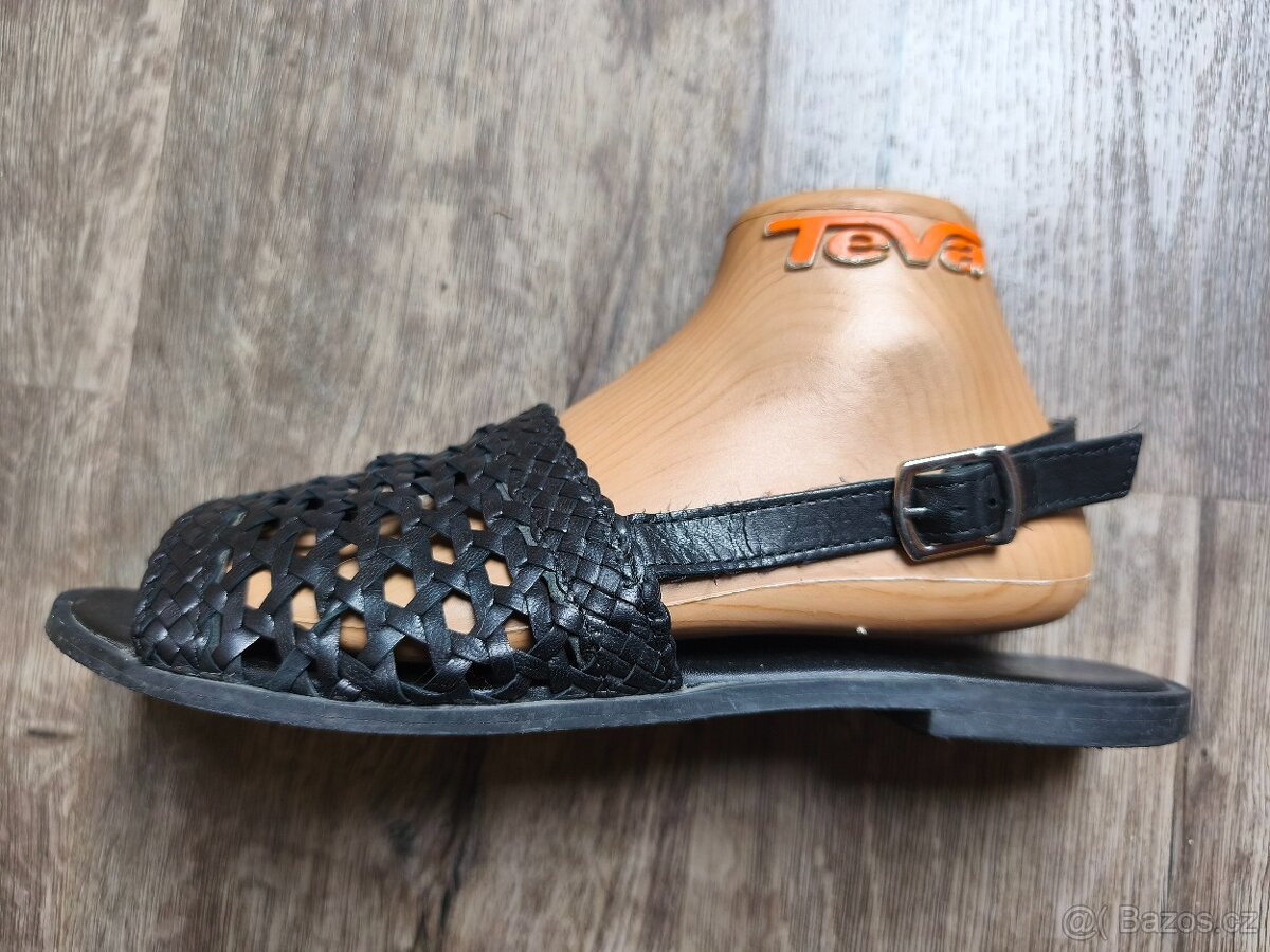 Černé kožené sandálky NEXT v.40 - 4