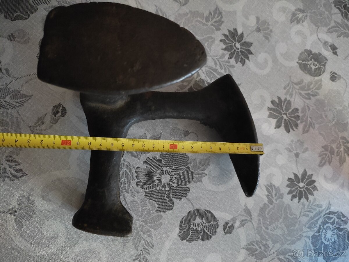 Ševcovská trojnožka - 4