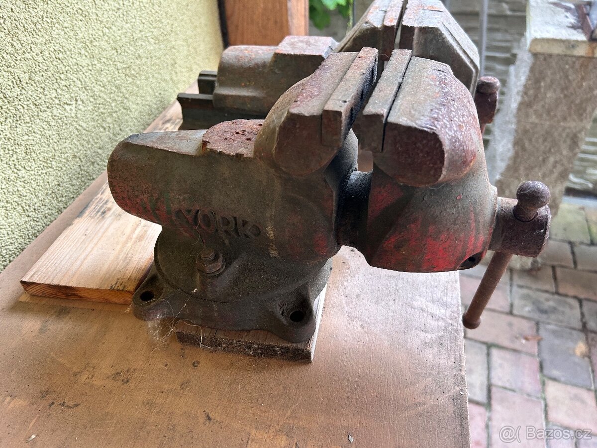 Svěrák - 4