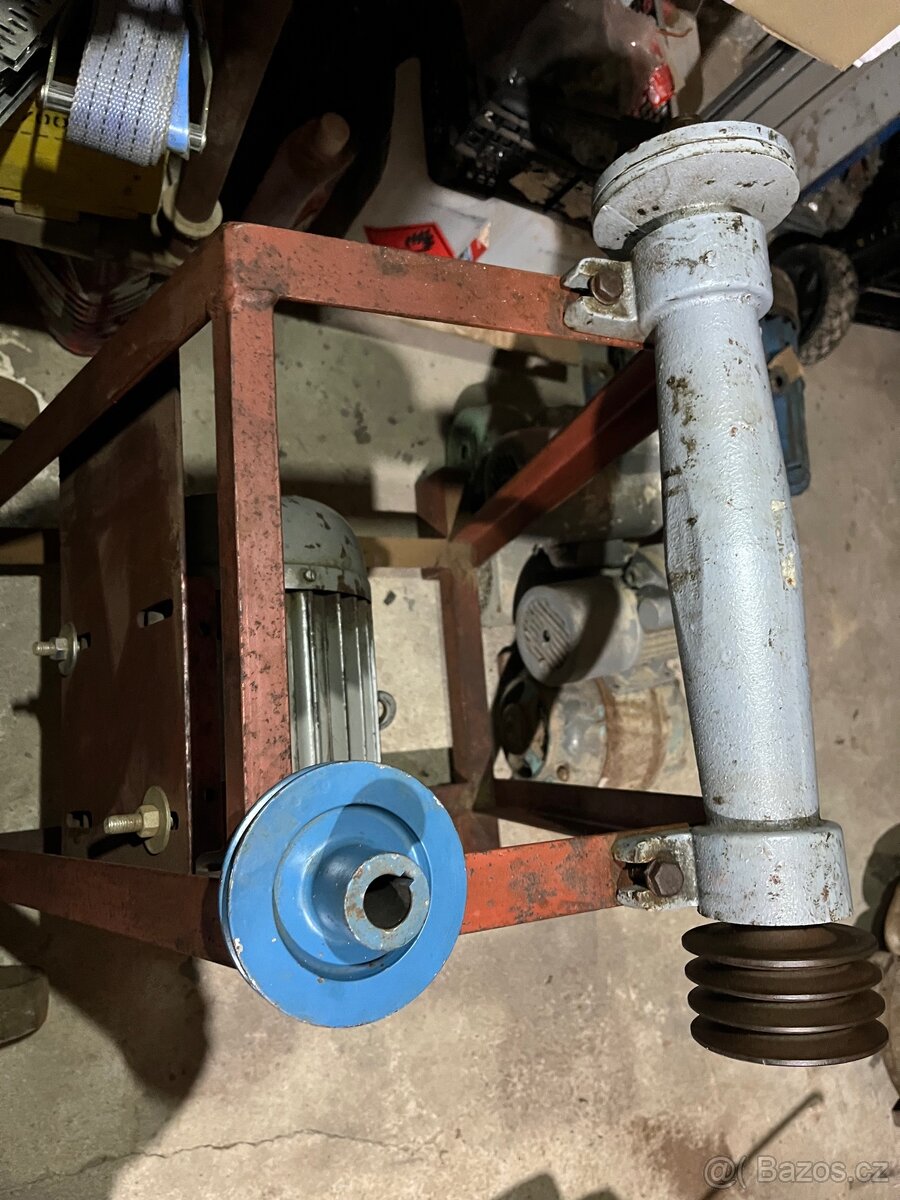 Cikularka priprava 3KW motor 2850/ ot.m, remenice - 4