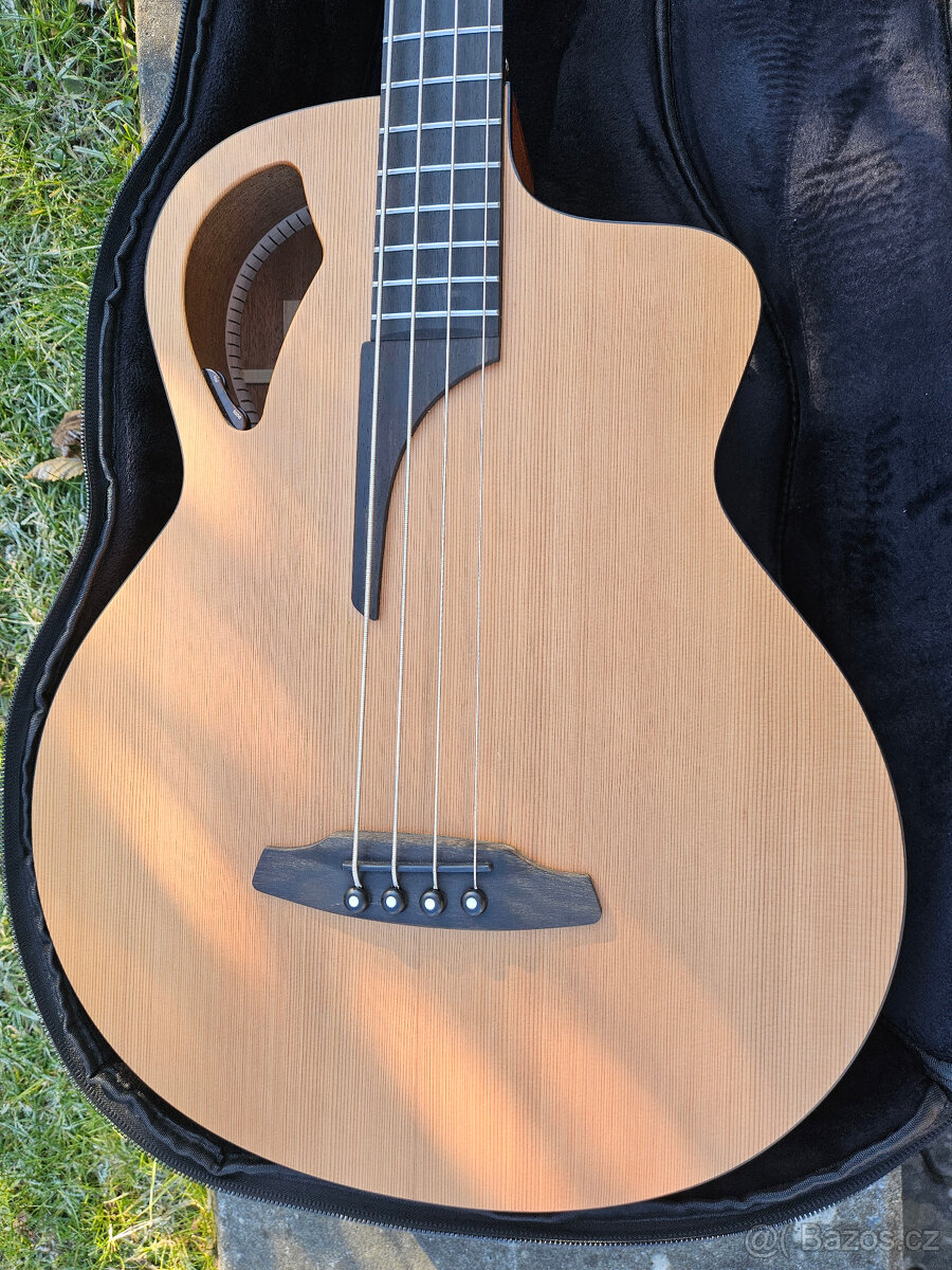 Elektroakustická baskytara FURCH s gigbagem Furch - 4