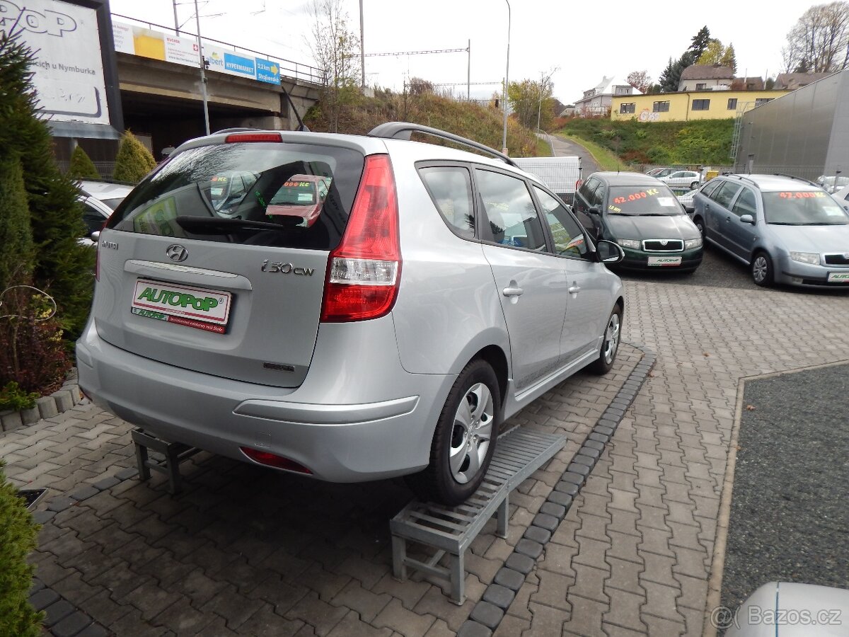 Hyundai i 30CW 1,6 CRDI - 4