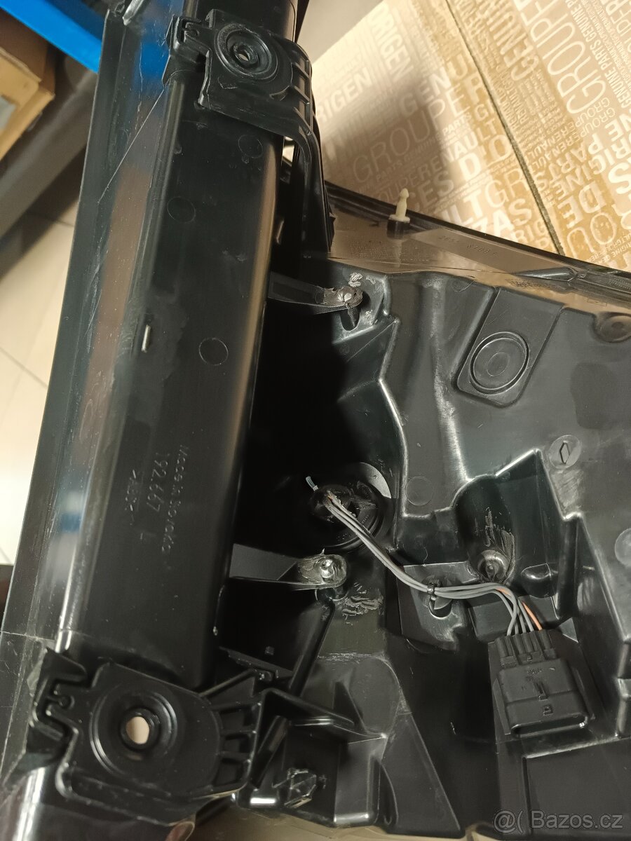 světlo LZ Renault Espace V - 4