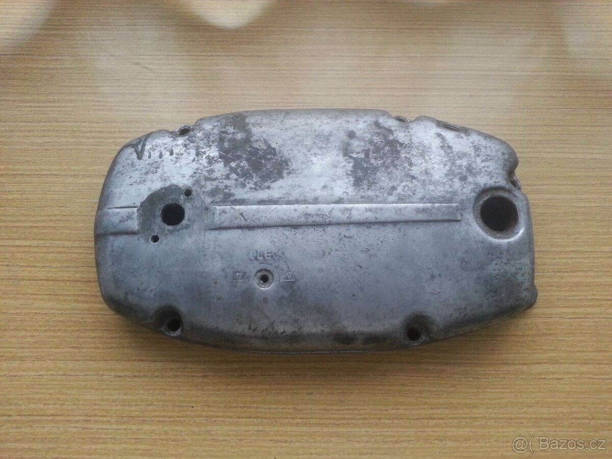 Otáčkoměr, kryt zadního. svě., kryt motoru Jawa 350 634 - 4