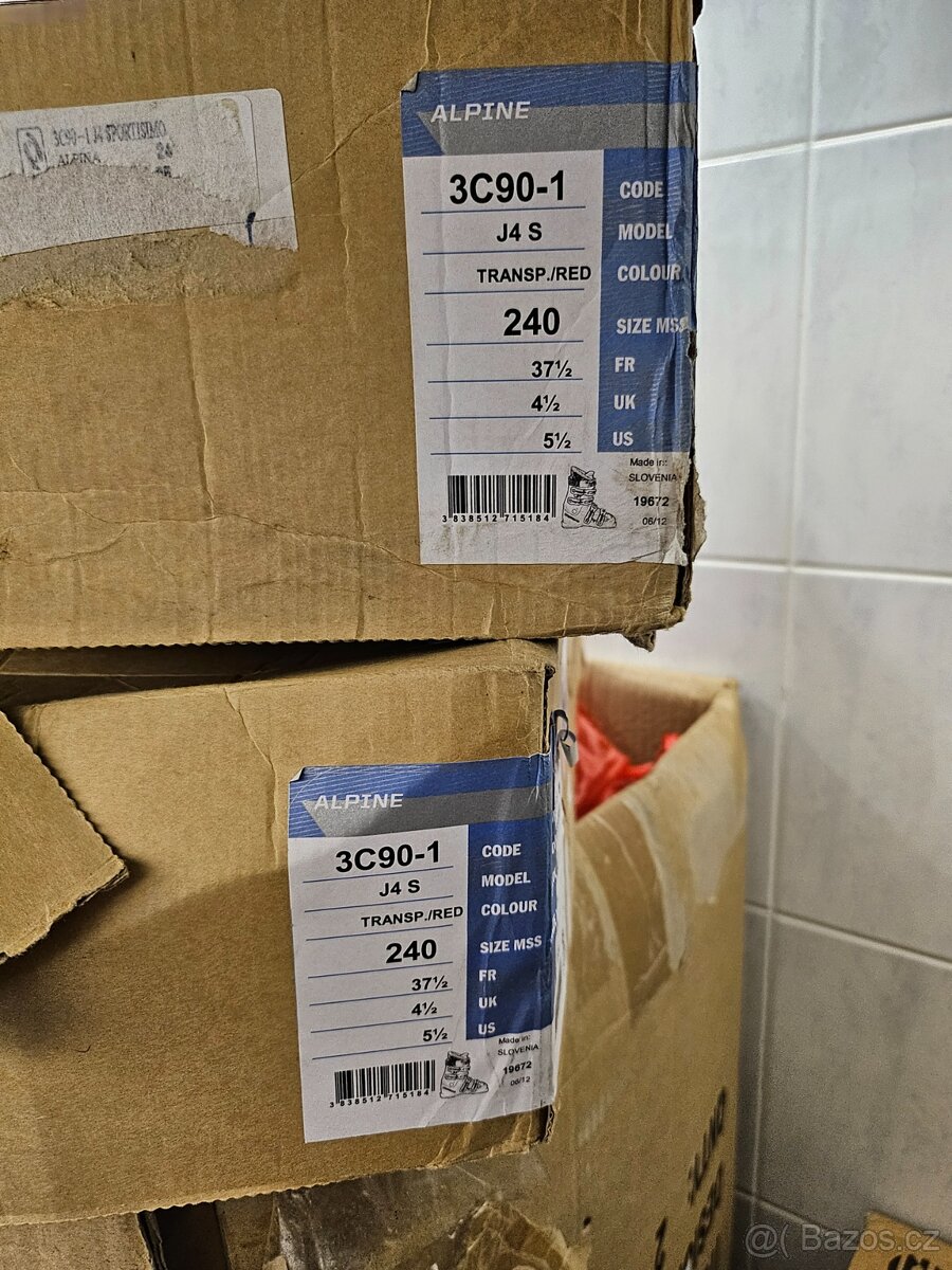 set lyže +boty+hulky+helma - 4