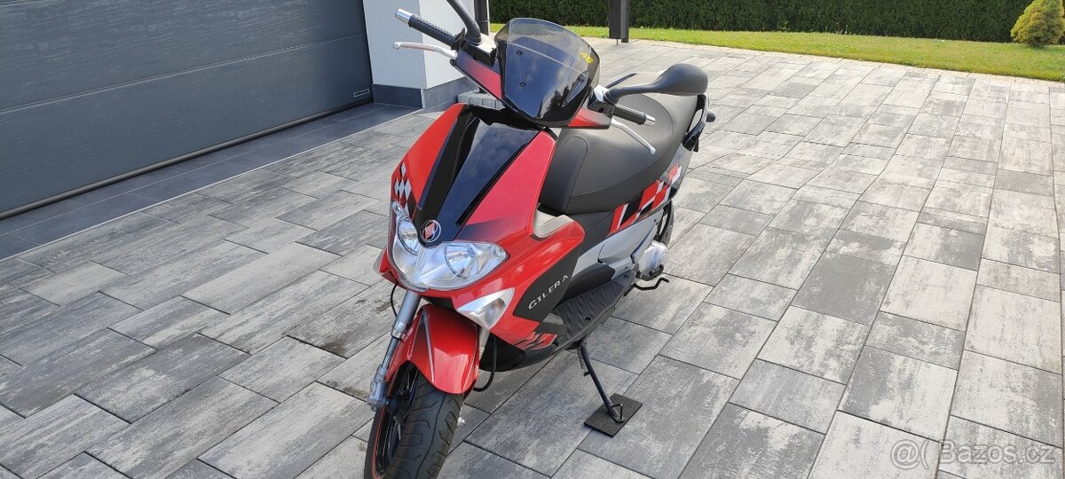 Prodám skútr Gilera Runner 50 SP - 4